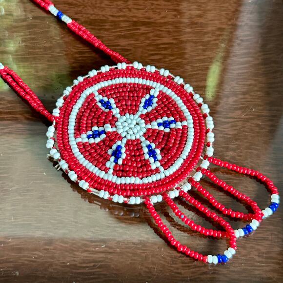 Vintage Beaded Medallion Necklace Red White Blue Southwestern Style - Picture 5 of 12